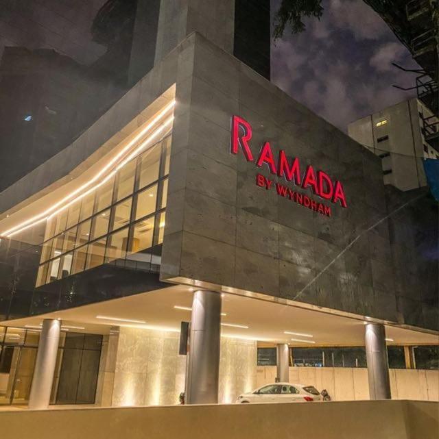 Hotel Ramada By Wyndham Brasilia Alvorada Zewnętrze zdjęcie
