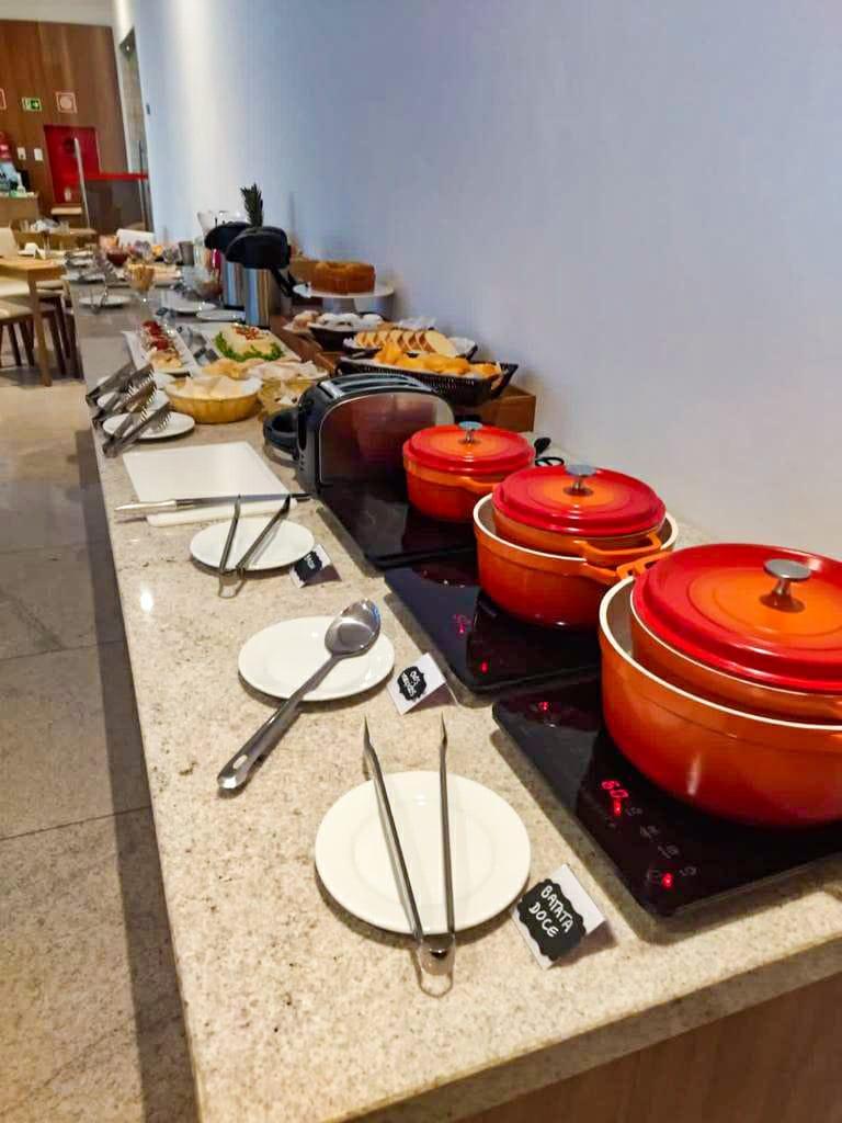 Hotel Ramada By Wyndham Brasilia Alvorada Zewnętrze zdjęcie
