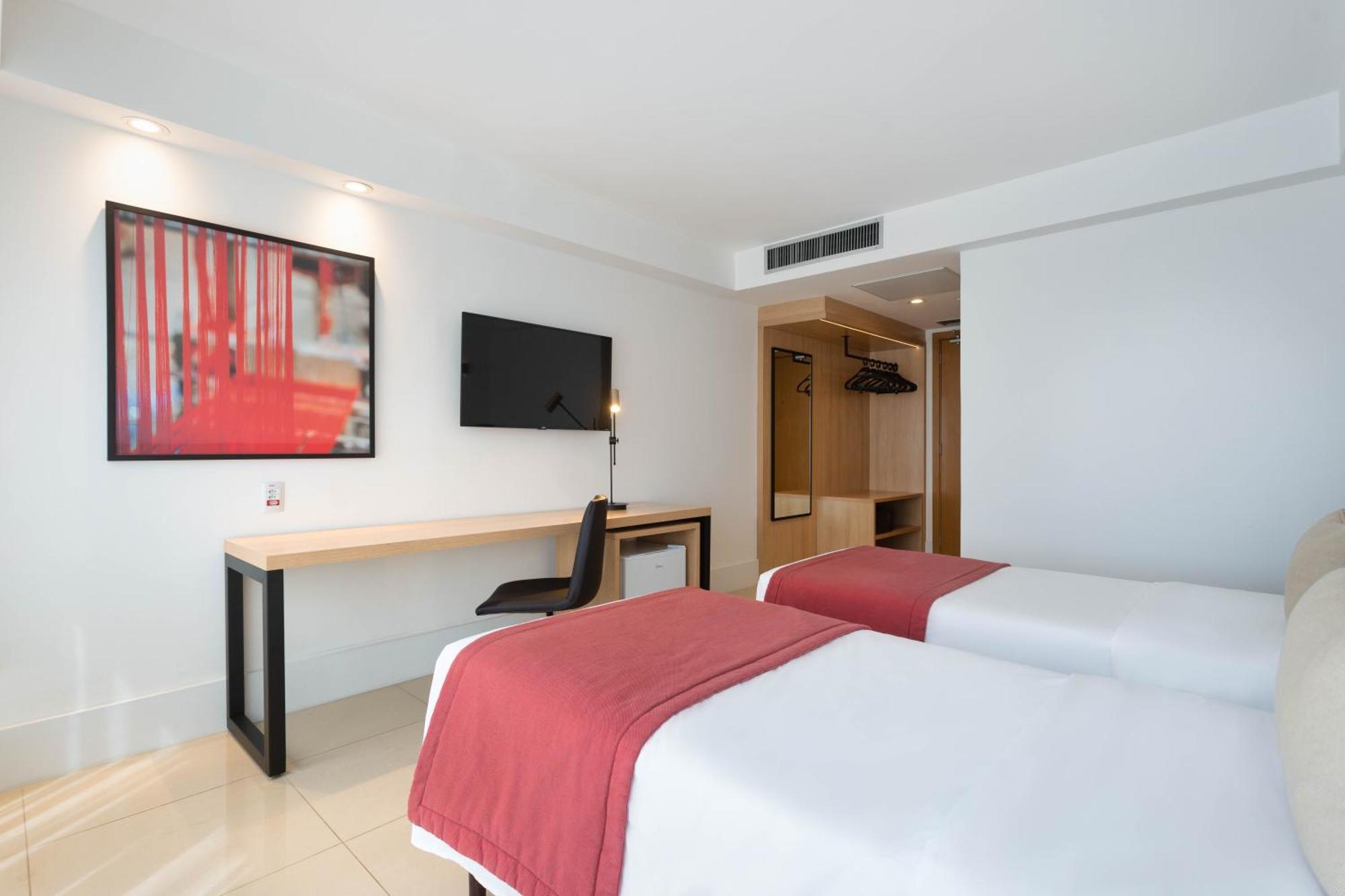 Hotel Ramada By Wyndham Brasilia Alvorada Zewnętrze zdjęcie